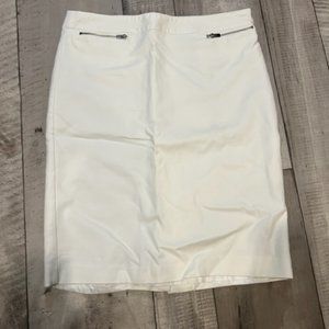 White pencil skirt